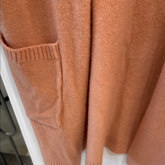 Forever 21 Soft Peach Cardigan - Picture 3 of 4